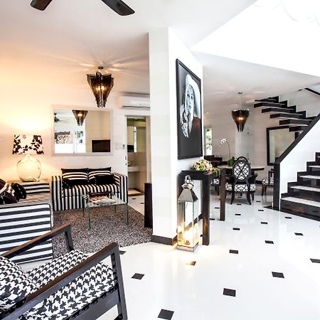 Four On Drupadi Villa Seminyak  Ngoại thất bức ảnh