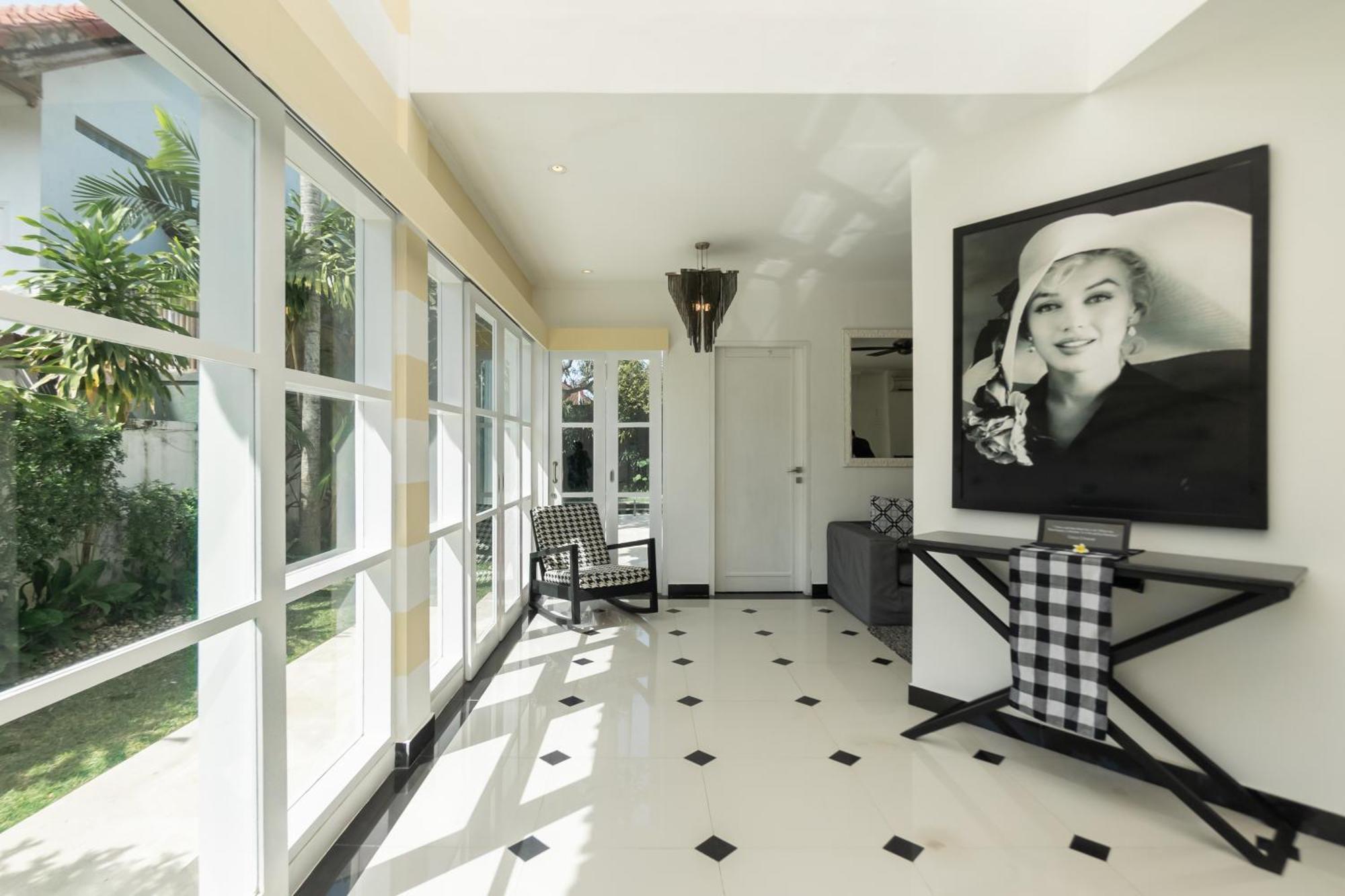 Four On Drupadi Villa Seminyak  Ngoại thất bức ảnh
